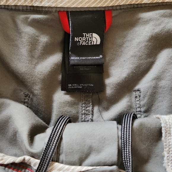 The North Face Gray Capri Cropped Pants Hiking Summer Outdoors Womens size 6 - Picture 2 of 11